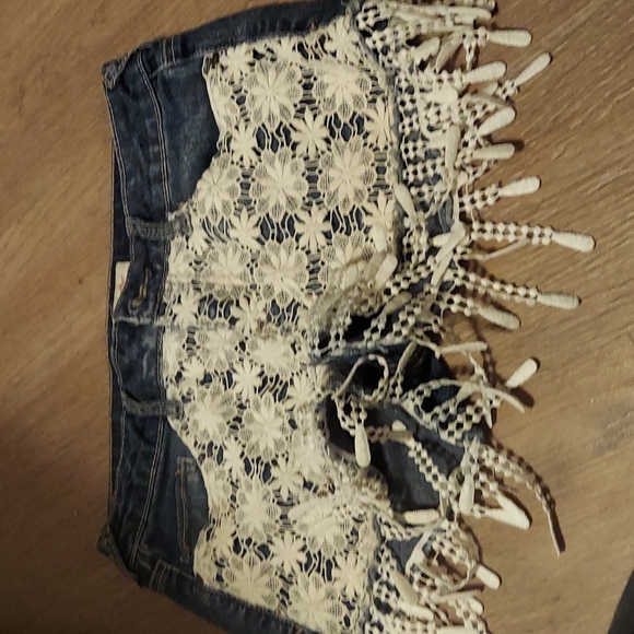 Don't really wear shorts - Picture 1 of 1